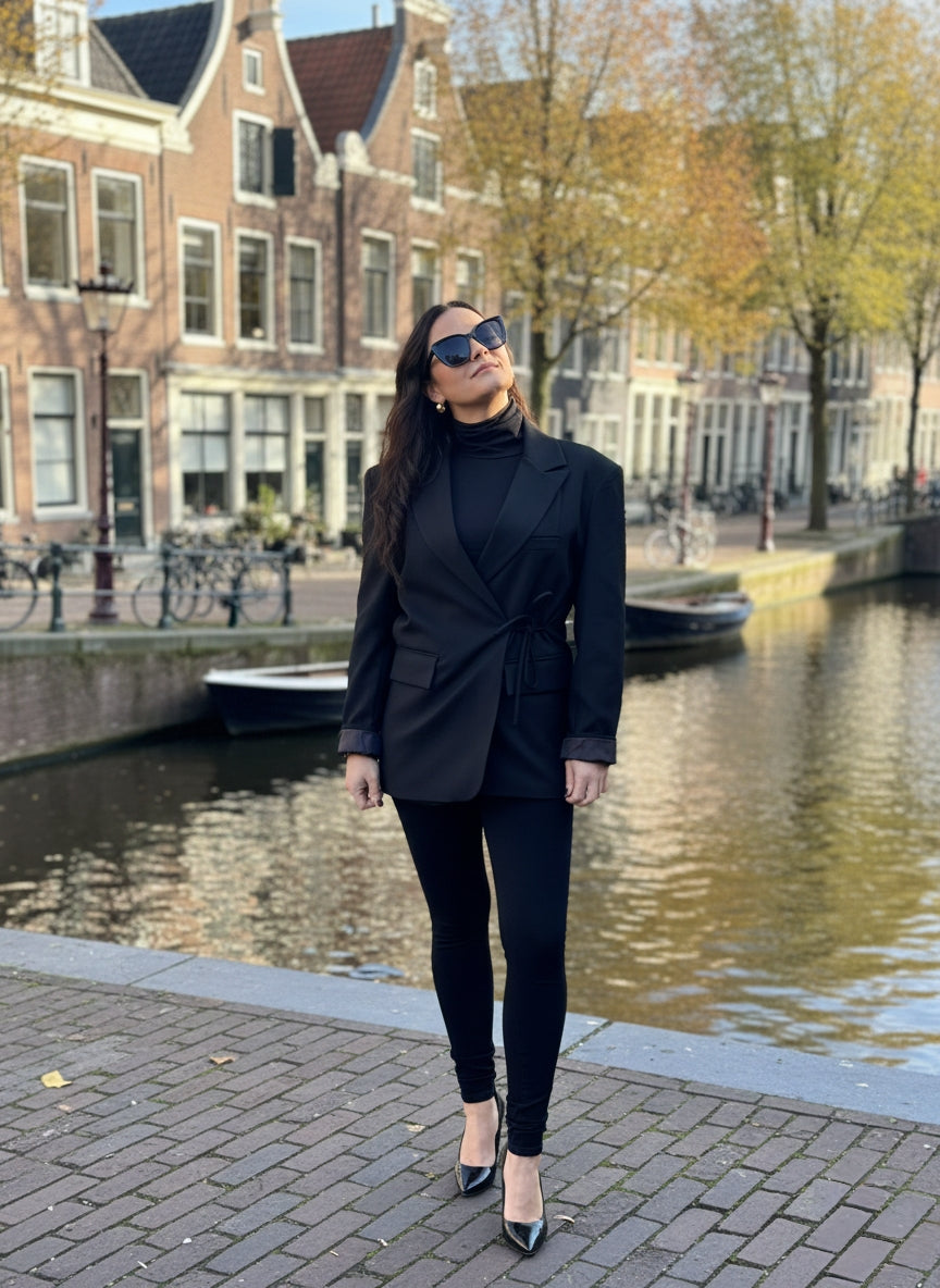 Zwarte wrap blazer met strikdetail